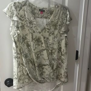 Vince camuto women’s extra small blouse